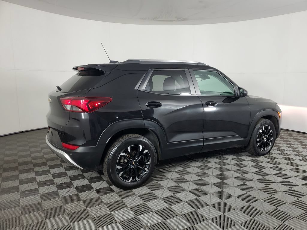 Used 2023 Chevrolet TrailBlazer LT w/ Convenience Package FWD image 4