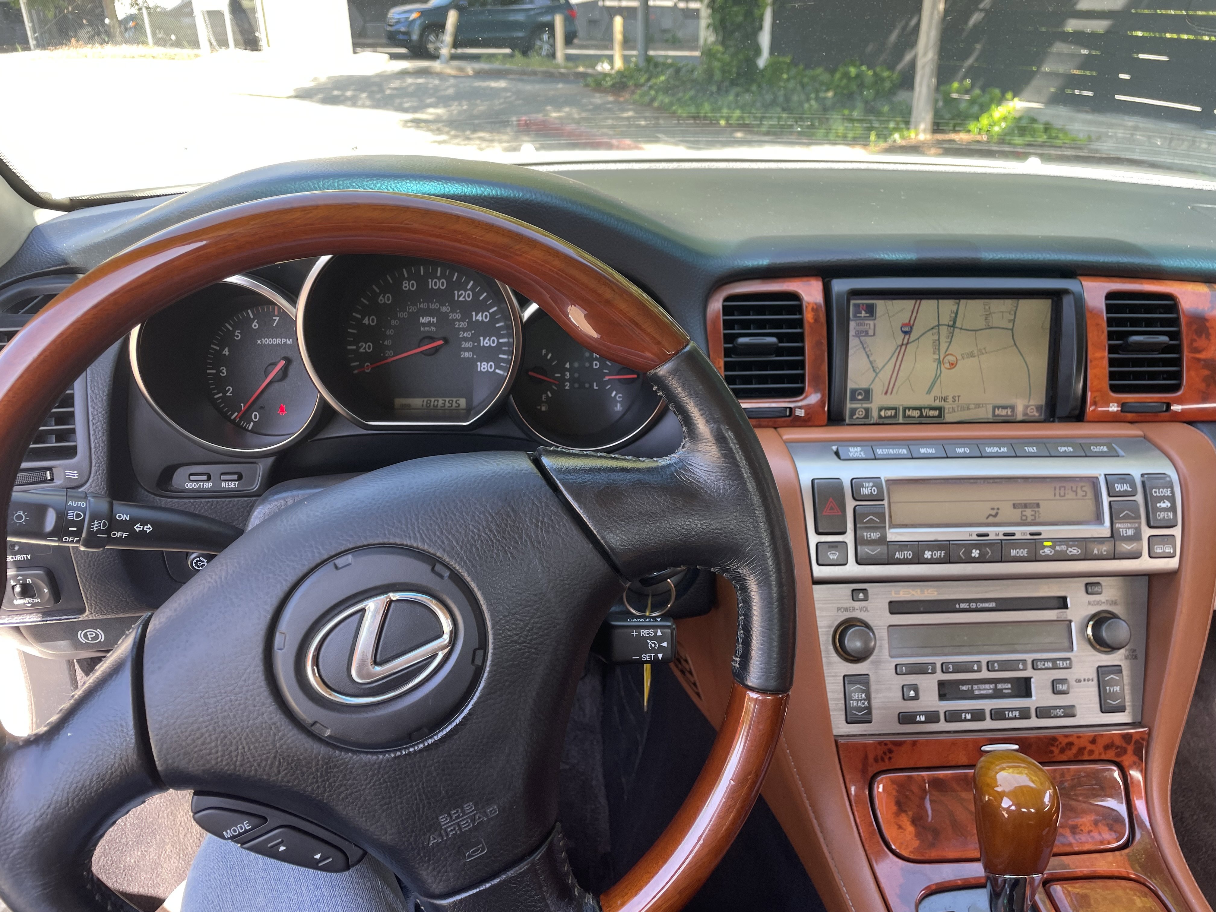 Used 2005 Lexus SC 430 Convertible image 17