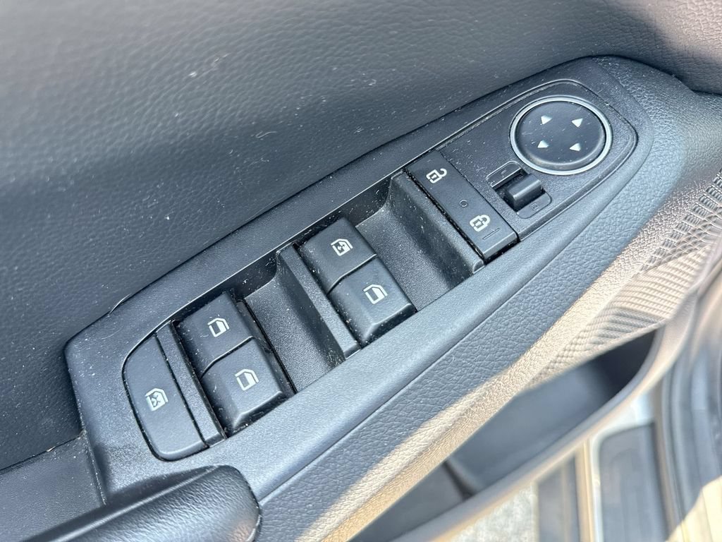 Used 2023 Kia Seltos EX AWD/4WD image 13