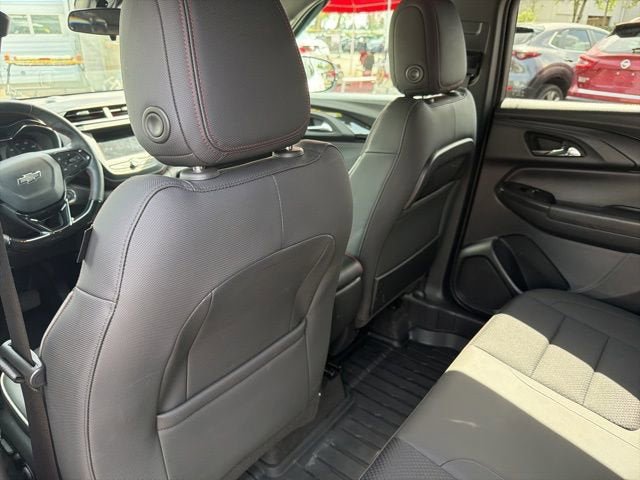 Used 2023 Chevrolet TrailBlazer RS FWD image 28