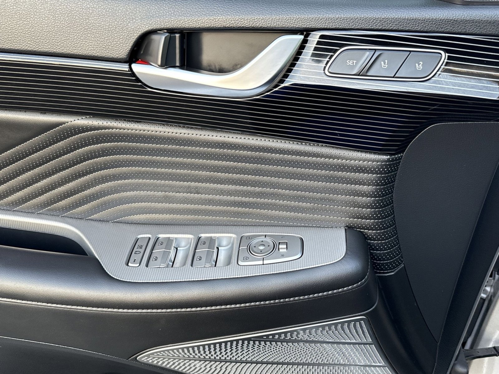 Used 2025 Hyundai Palisade Calligraphy FWD image 15