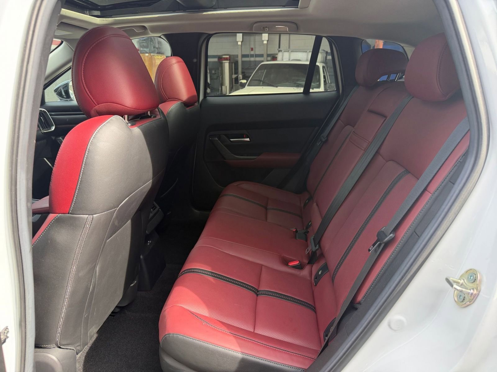 Used 2025 MAZDA CX-50 2.5 Hybrid w/ Premium Plus Pkg image 28