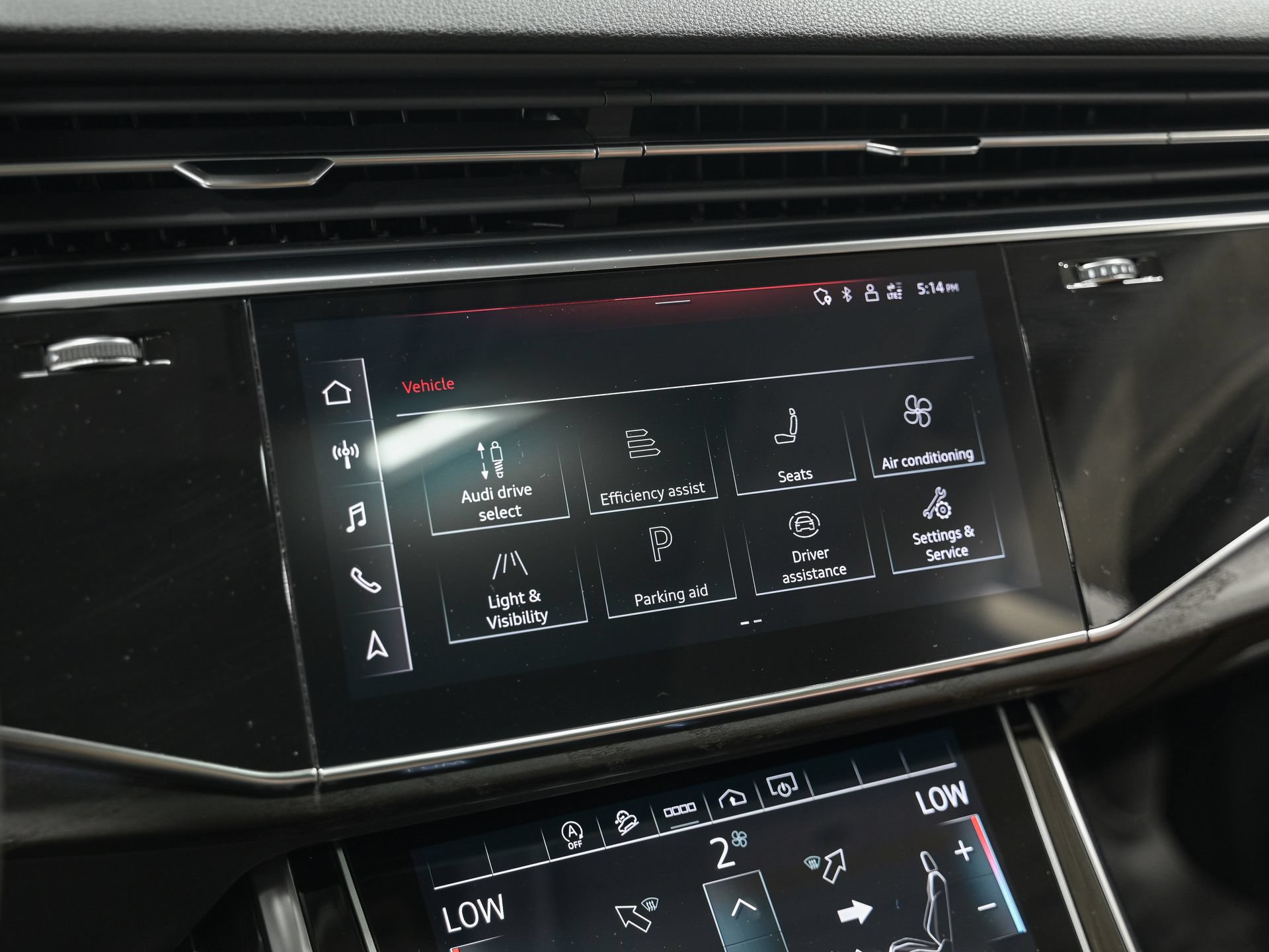 Used 2023 Audi Q8 Premium w/ Convenience Package AWD/4WD image 22