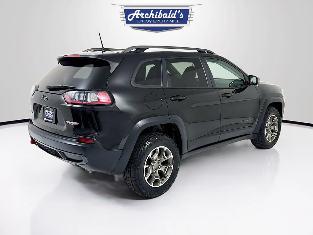 Used 2020 Jeep Cherokee Trailhawk AWD/4WD image 8
