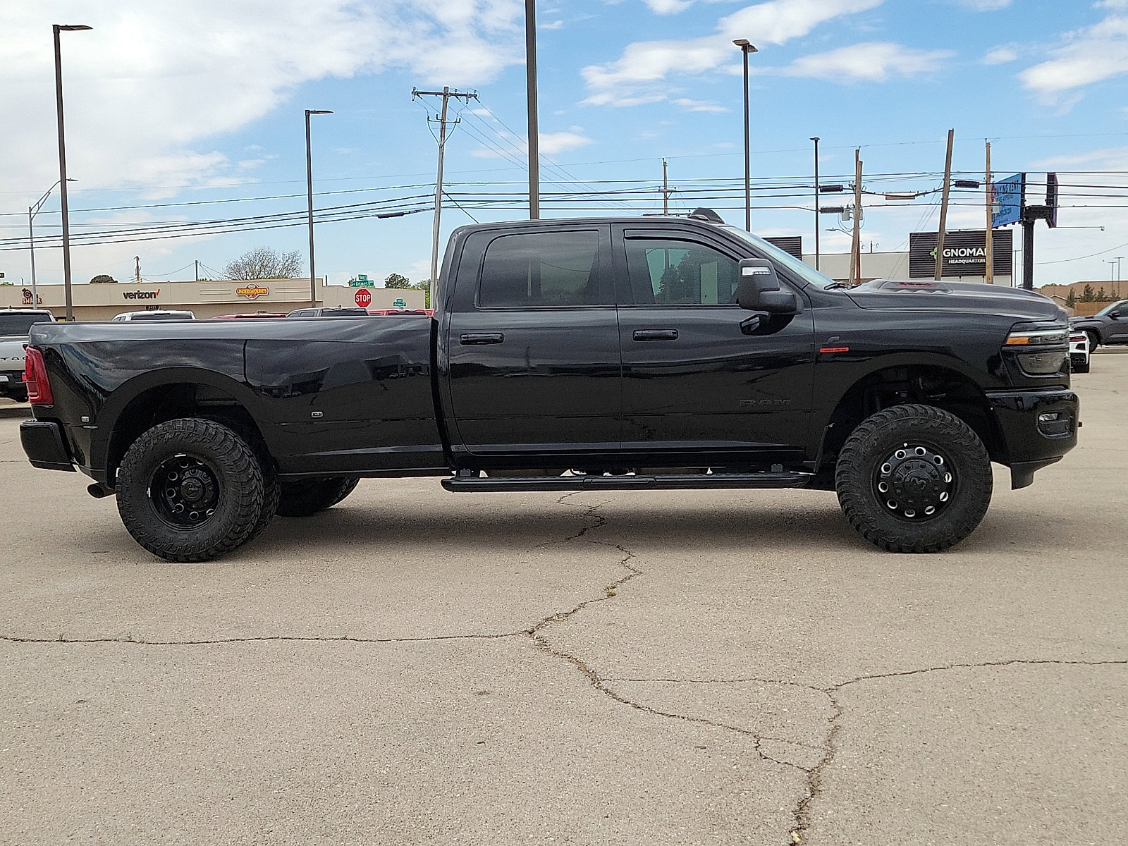Used 2025 RAM 3500 Laramie w/ Night Edition image 5