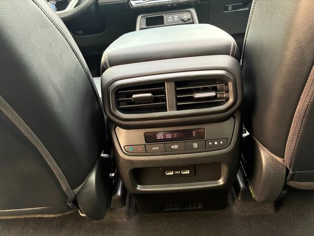 Used 2023 Honda Pilot Touring image 30