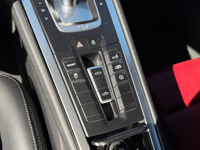 Used 2020 Porsche 718 Boxster RWD image 20