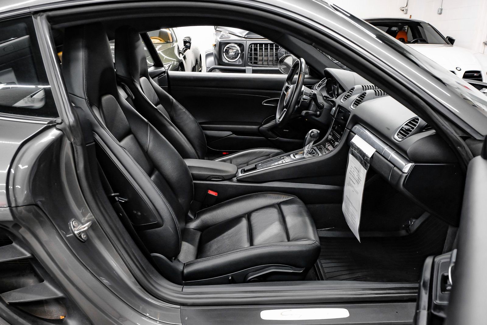 Used 2022 Porsche 718 Cayman image 37