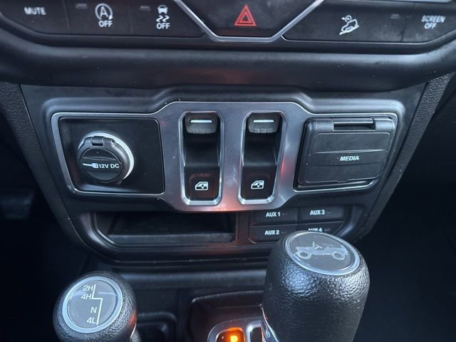 Used 2019 Jeep Wrangler Sport image 23