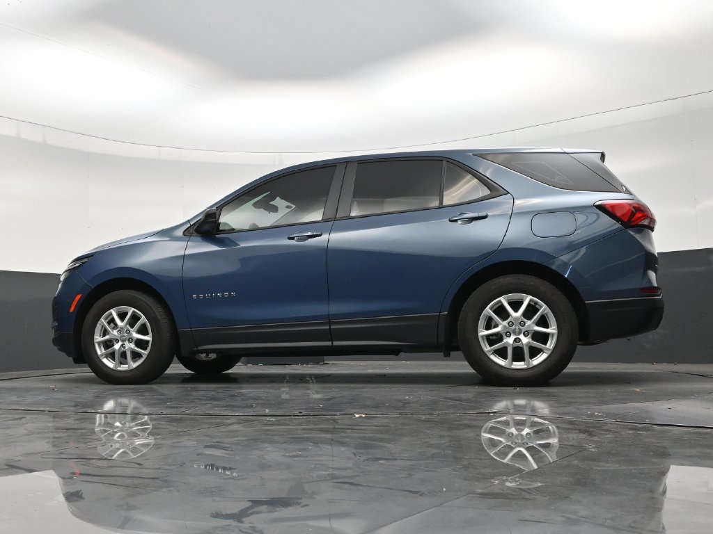 Used 2024 Chevrolet Equinox LS FWD image 18