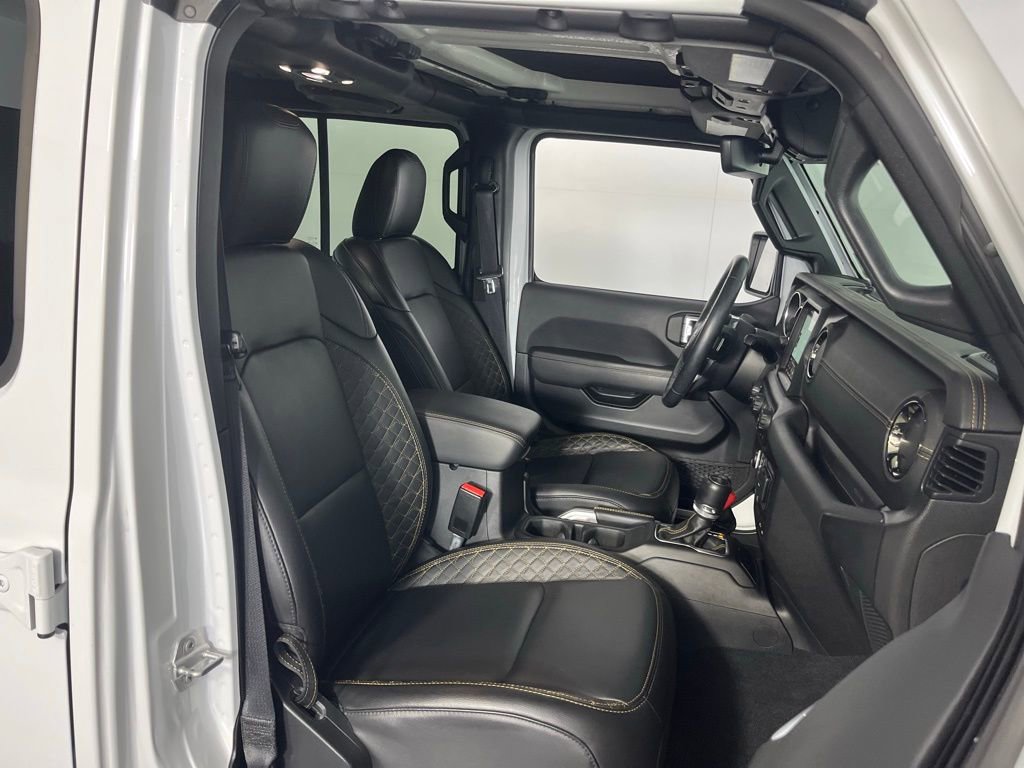 Used 2021 Jeep Wrangler Unlimited Sahara image 31