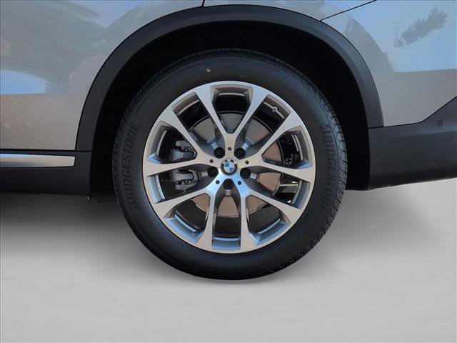 Used 2024 BMW X5 xDrive40i w/ Premium Package AWD/4WD image 26