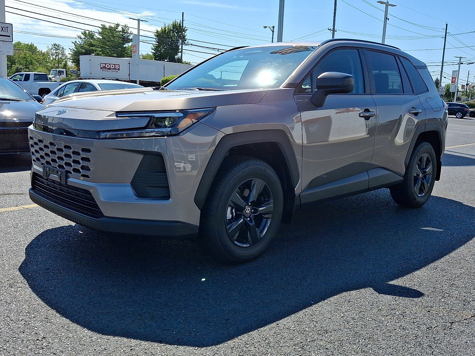 Used 2026 Toyota RAV4 LE AWD/4WD image 3