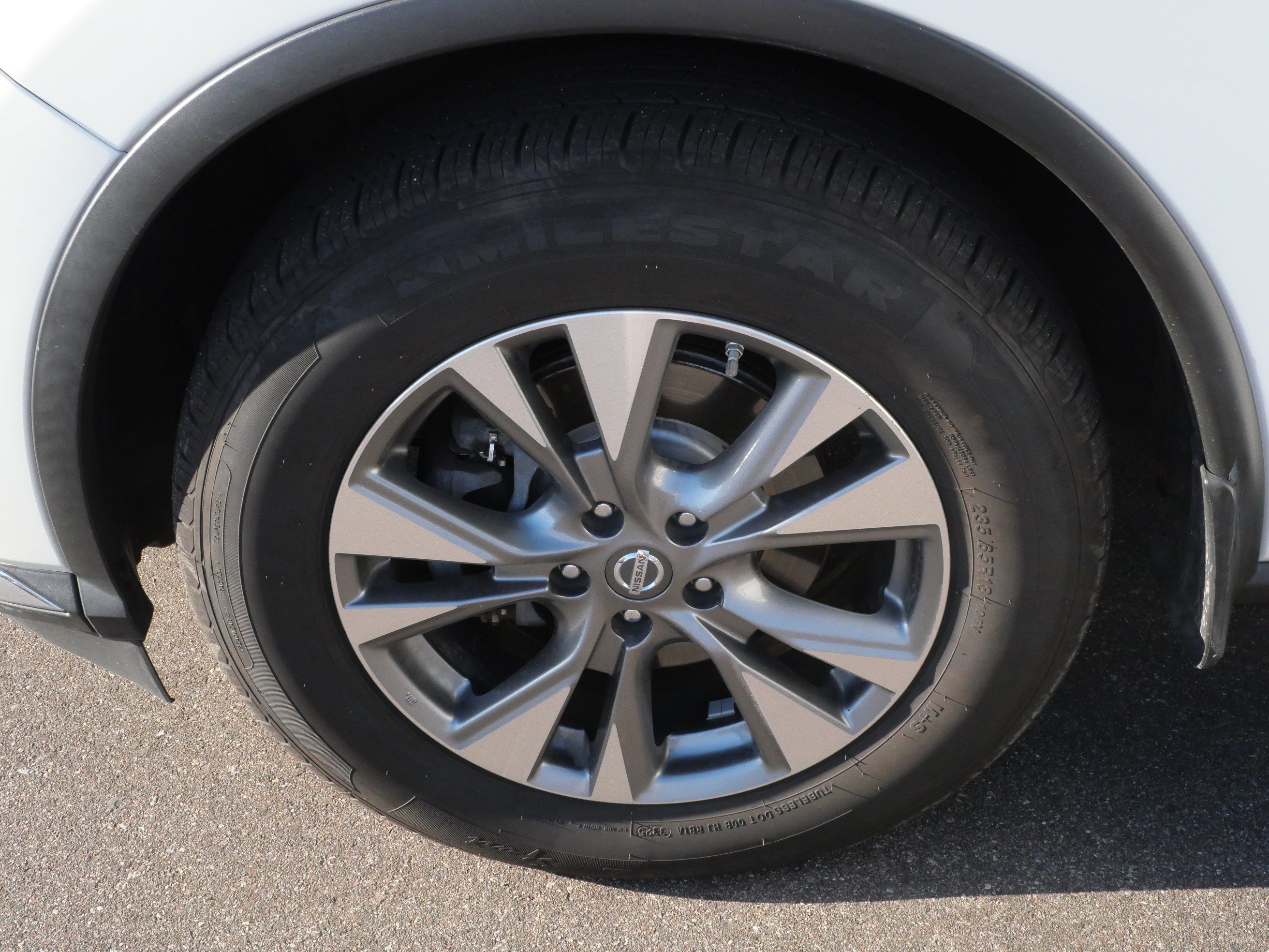 Used 2016 Nissan Murano SV AWD/4WD image 15