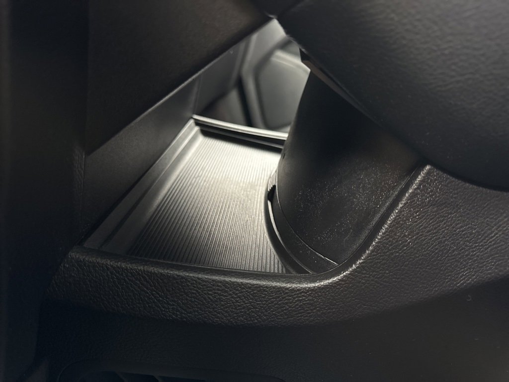 Used 2015 Ford Edge SEL w/ Equipment Group 201A image 47