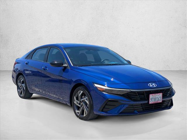 Certified 2025 Hyundai Elantra Sport w/ Cargo Package FWD image 3