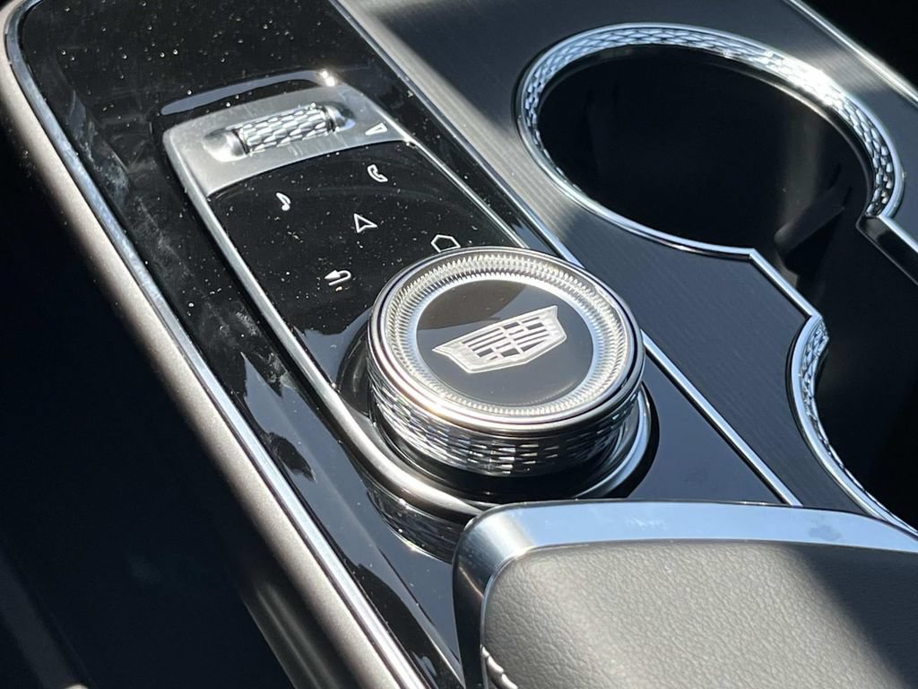 New 2026 Cadillac Lyriq Sport AWD/4WD image 32