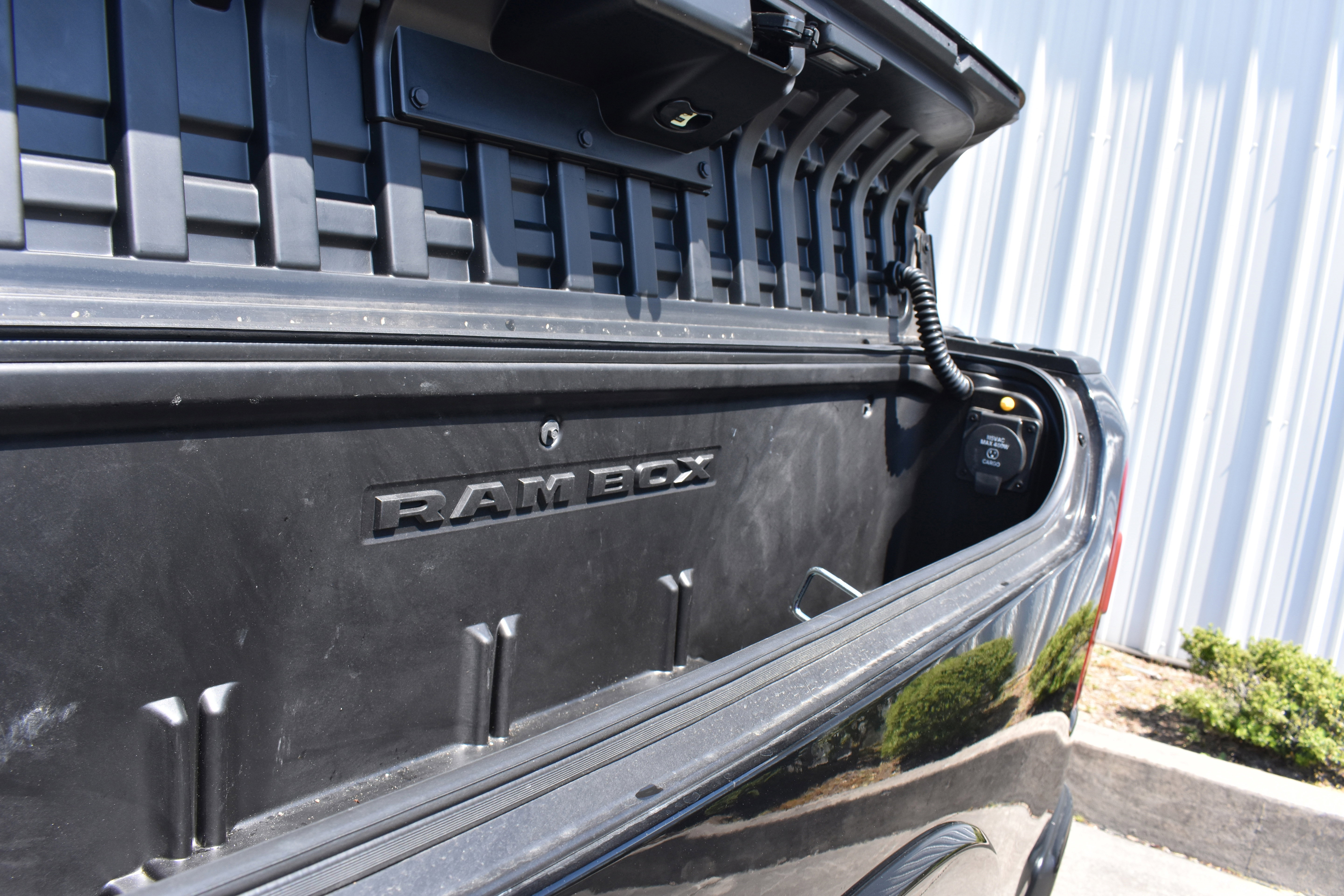 Used 2021 RAM 1500 Limited AWD/4WD image 34