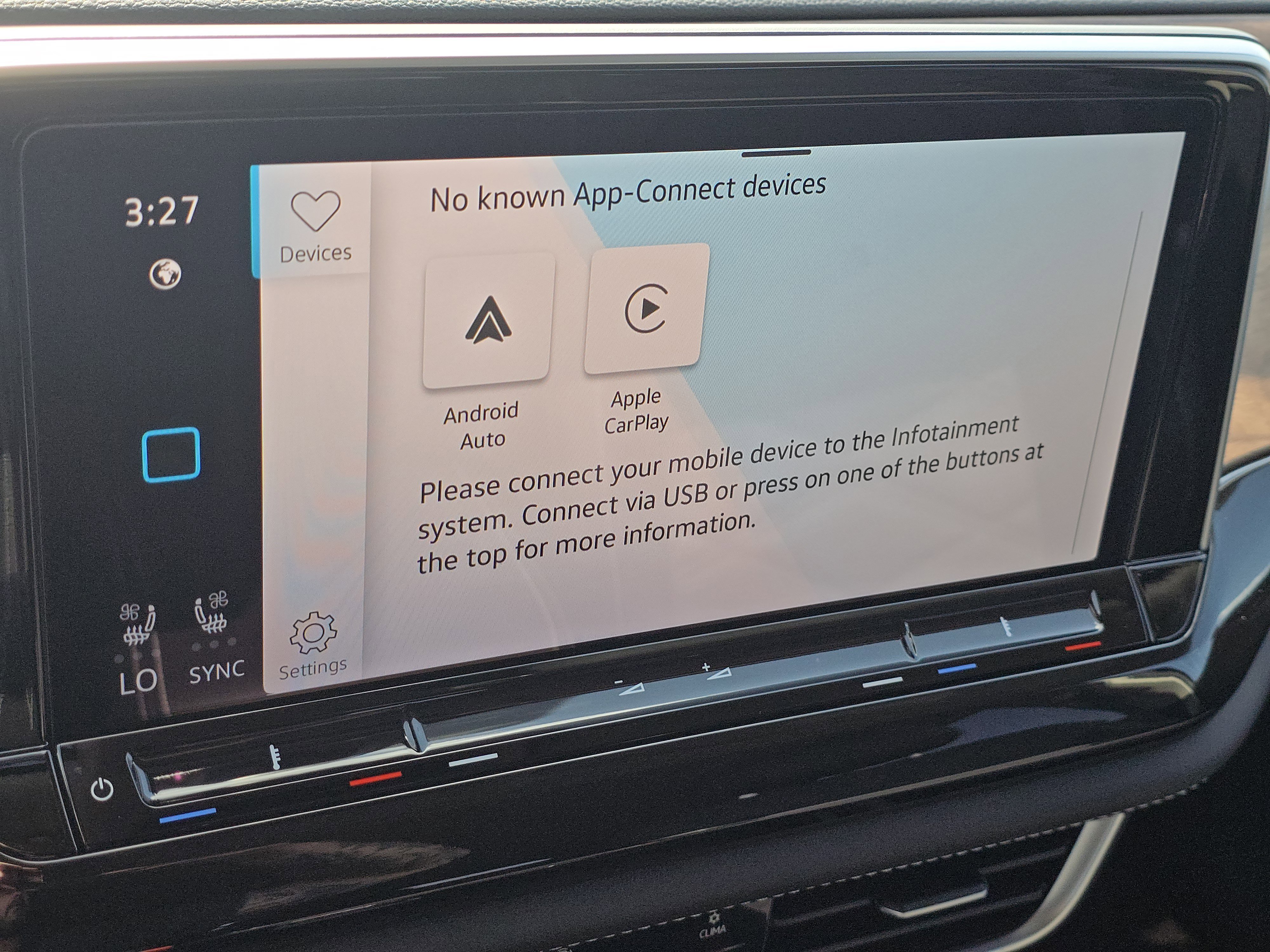 New 2026 Volkswagen Atlas SE image 9