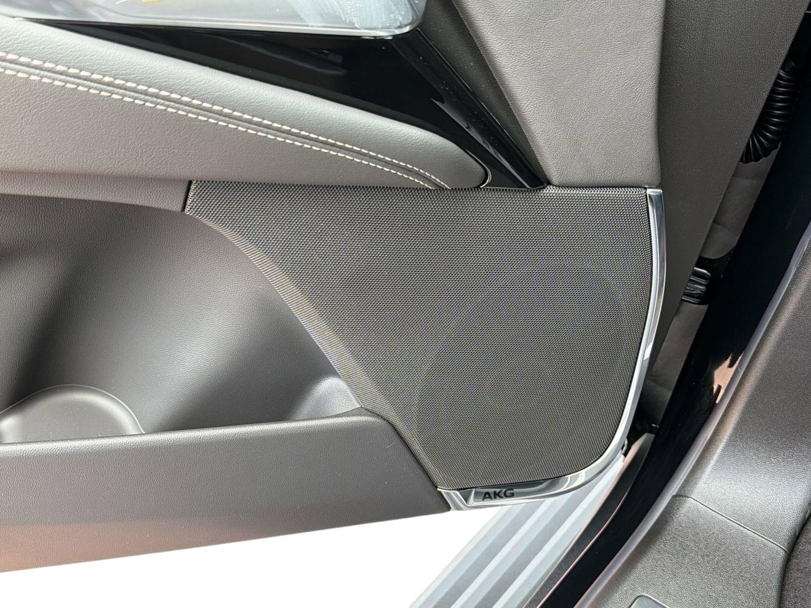 New 2026 Cadillac Escalade Luxury AWD/4WD image 22