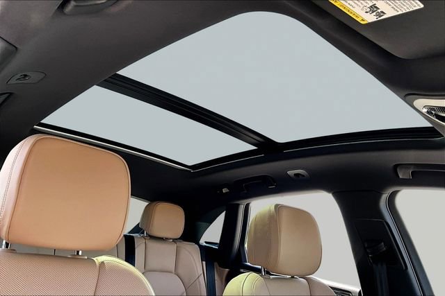 Used 2026 Porsche Macan image 26