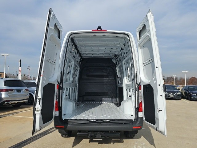 New 2026 Mercedes-Benz Sprinter 2500 image 8