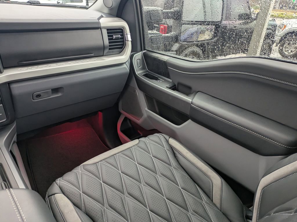New 2026 Ford F250 XLT w/ XLT Premium Package image 16