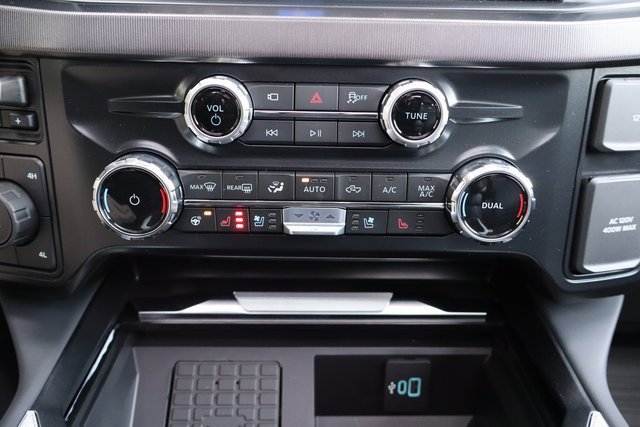 Used 2025 Ford F350 Platinum image 11