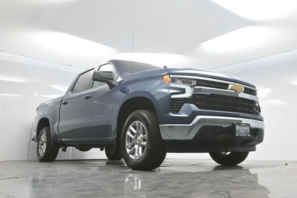 Used 2024 Chevrolet Silverado 1500 LT AWD/4WD image 60