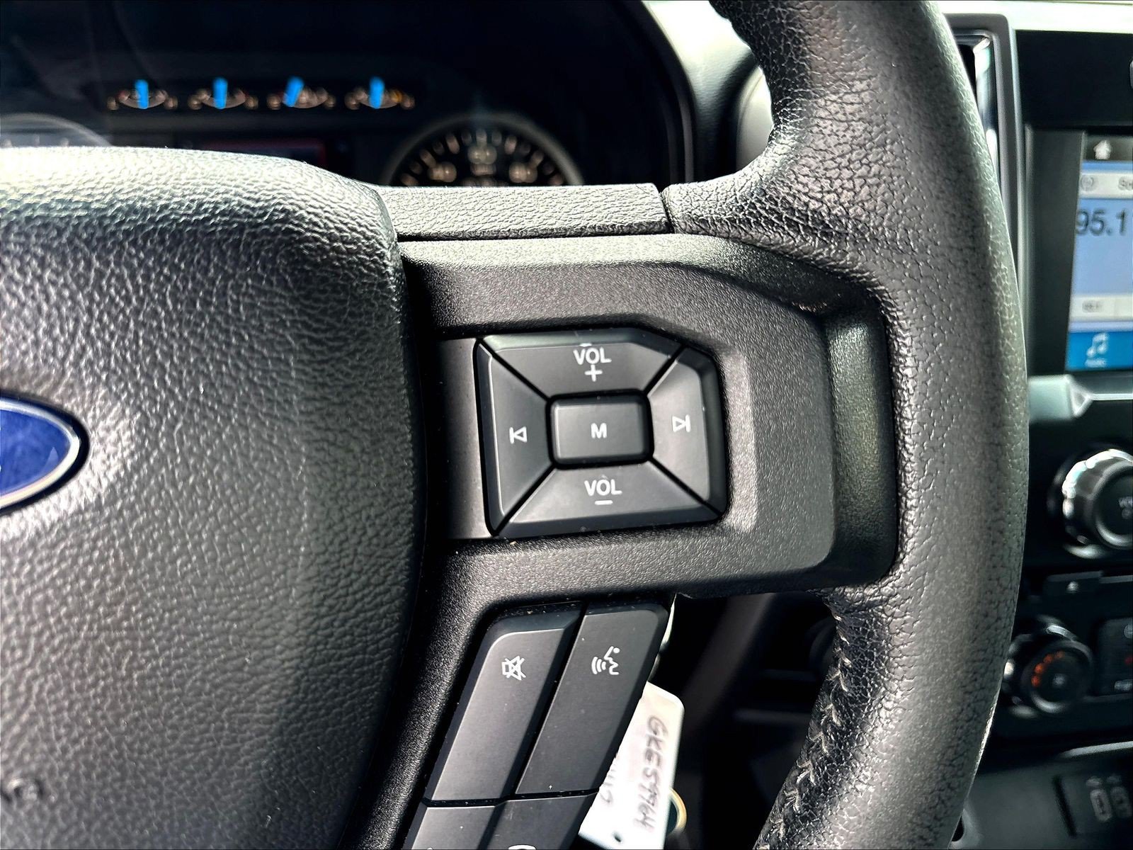 Used 2016 Ford F150 XLT w/ Equipment Group 302A Luxury RWD image 16