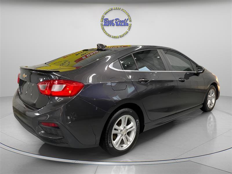 Used 2017 Chevrolet Cruze LT w/ Convenience Package image 5