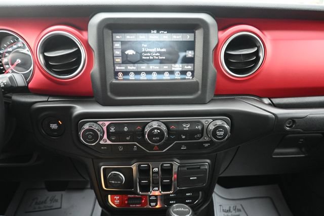 Used 2021 Jeep Gladiator Rubicon w/ Cold Weather Group AWD/4WD image 31