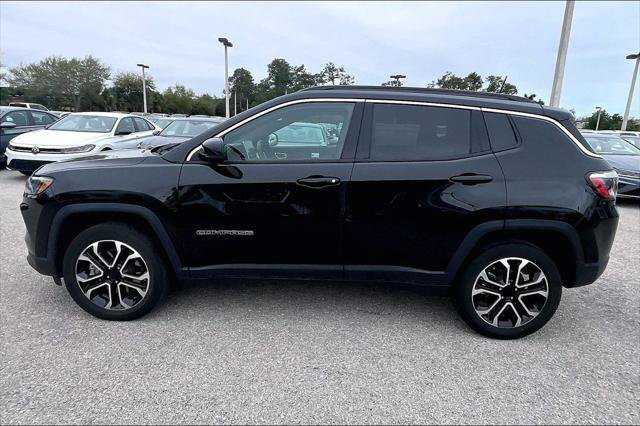 Used 2023 Jeep Compass Limited AWD/4WD image 8