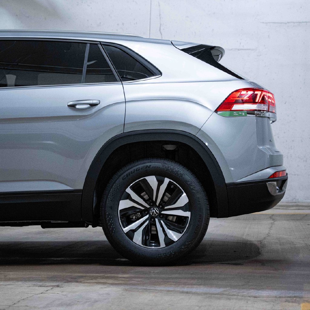 New 2026 Volkswagen Atlas Cross Sport SE AWD/4WD image 4