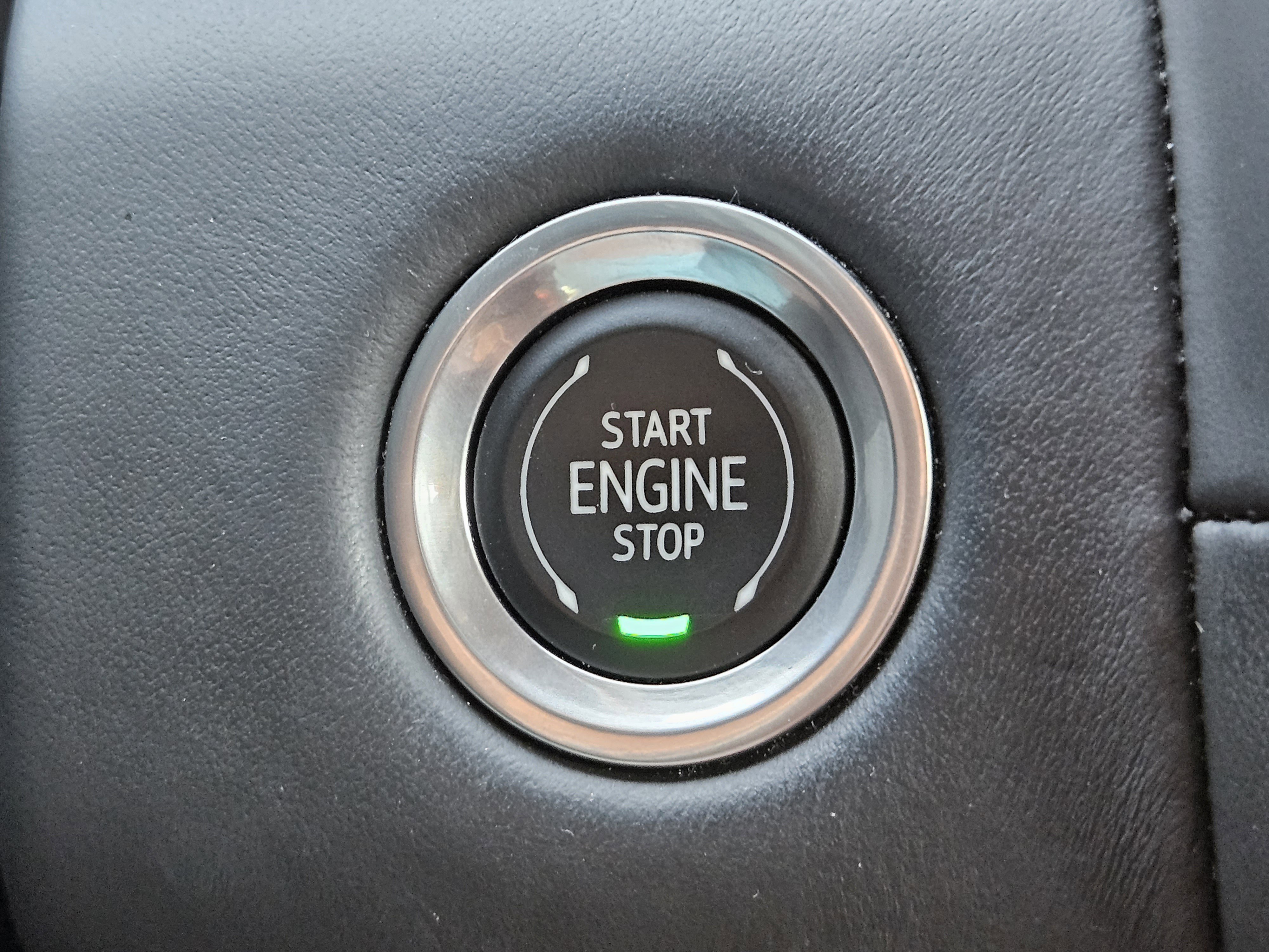 Used 2023 GMC Yukon XL Denali Ultimate image 23