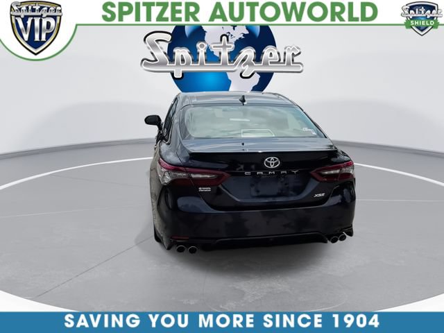 Used 2022 Toyota Camry XSE FWD image 8