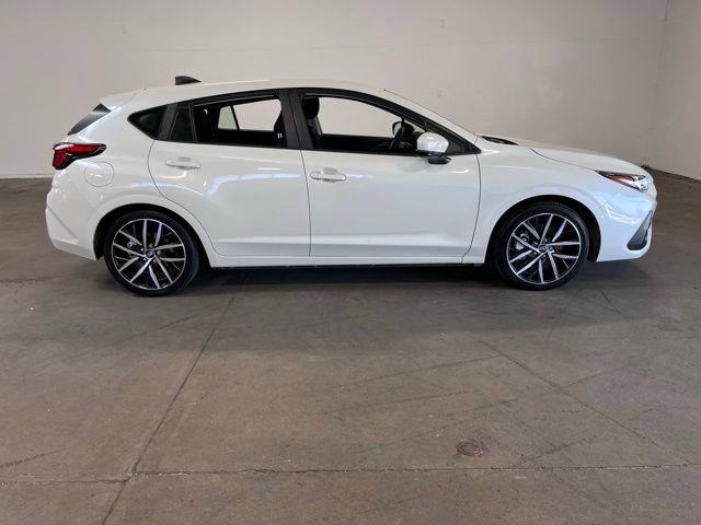 Used 2025 Subaru Impreza 2.0i Sport AWD/4WD image 2