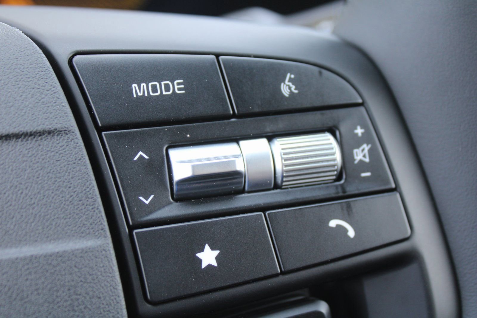 New 2026 Kia Sportage X-Line w/ X-Line Premium Package image 31