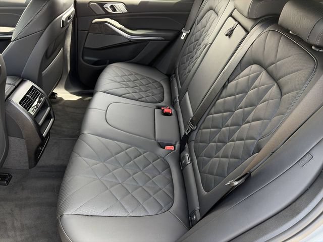 Used 2026 BMW X5 xDrive50e w/ Executive Package AWD/4WD image 17