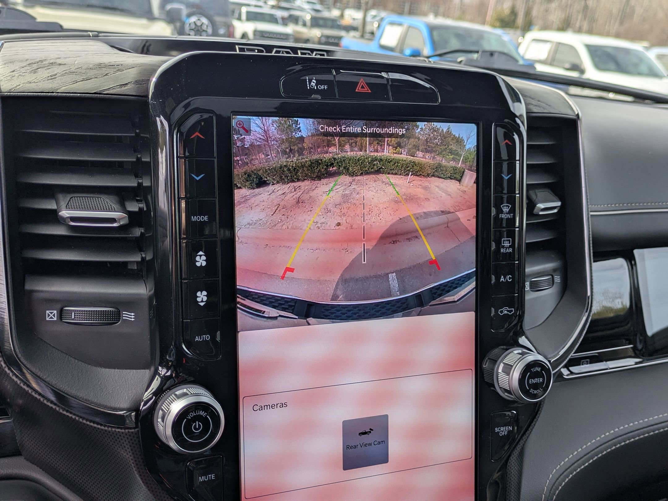 Used 2025 RAM 1500 Limited image 23