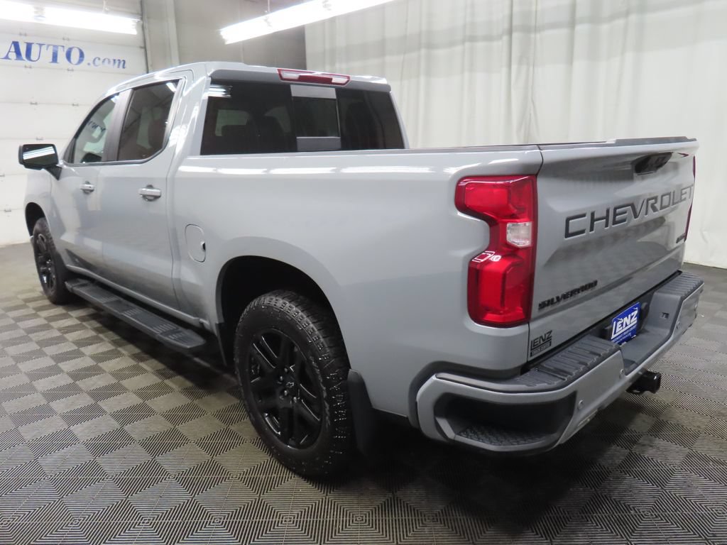 Used 2025 Chevrolet Silverado 1500 RST AWD/4WD image 7