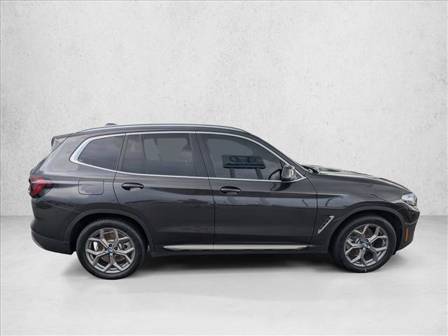 Used 2024 BMW X3 sDrive30i w/ Premium Package RWD image 4