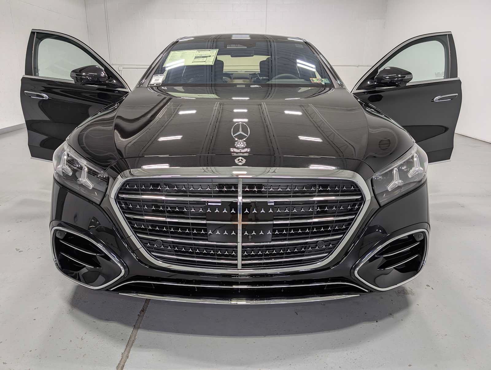 New 2027 Mercedes-Benz S 580 4MATIC Sedan image 13