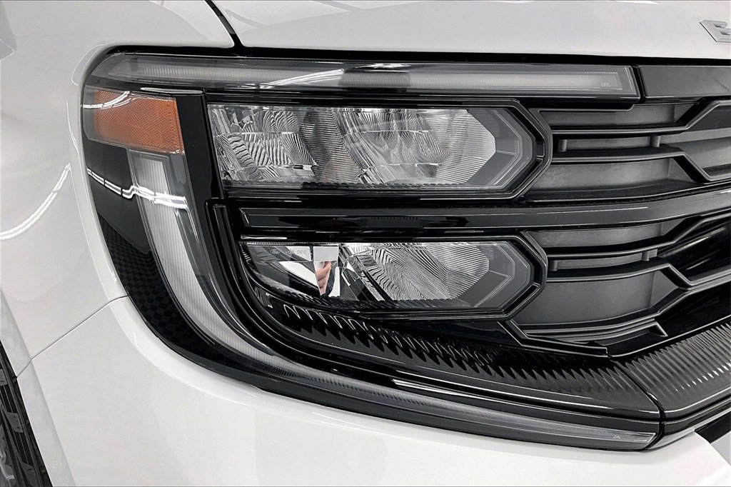 Used 2025 Ford Expedition Max Active image 30