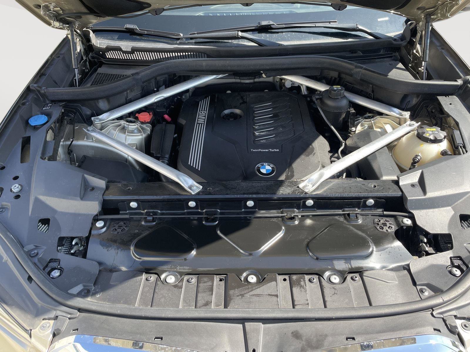 Used 2019 BMW X5 xDrive40i w/ M Sport Package image 25