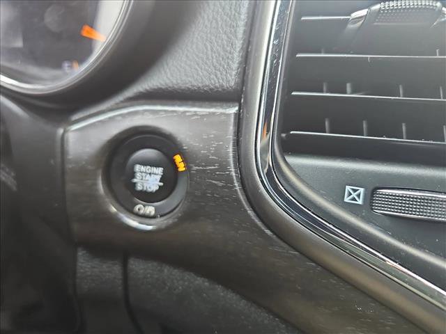 Used 2018 Jeep Grand Cherokee Laredo image 19