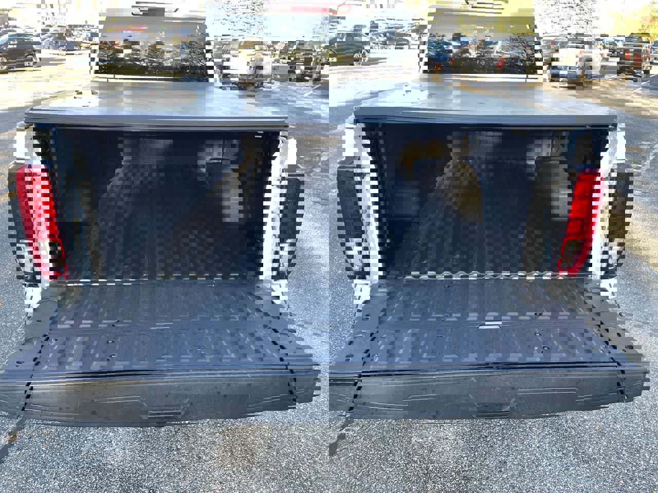 Used 2022 GMC Sierra 2500 SLE w/ SLE Value Package; image 17