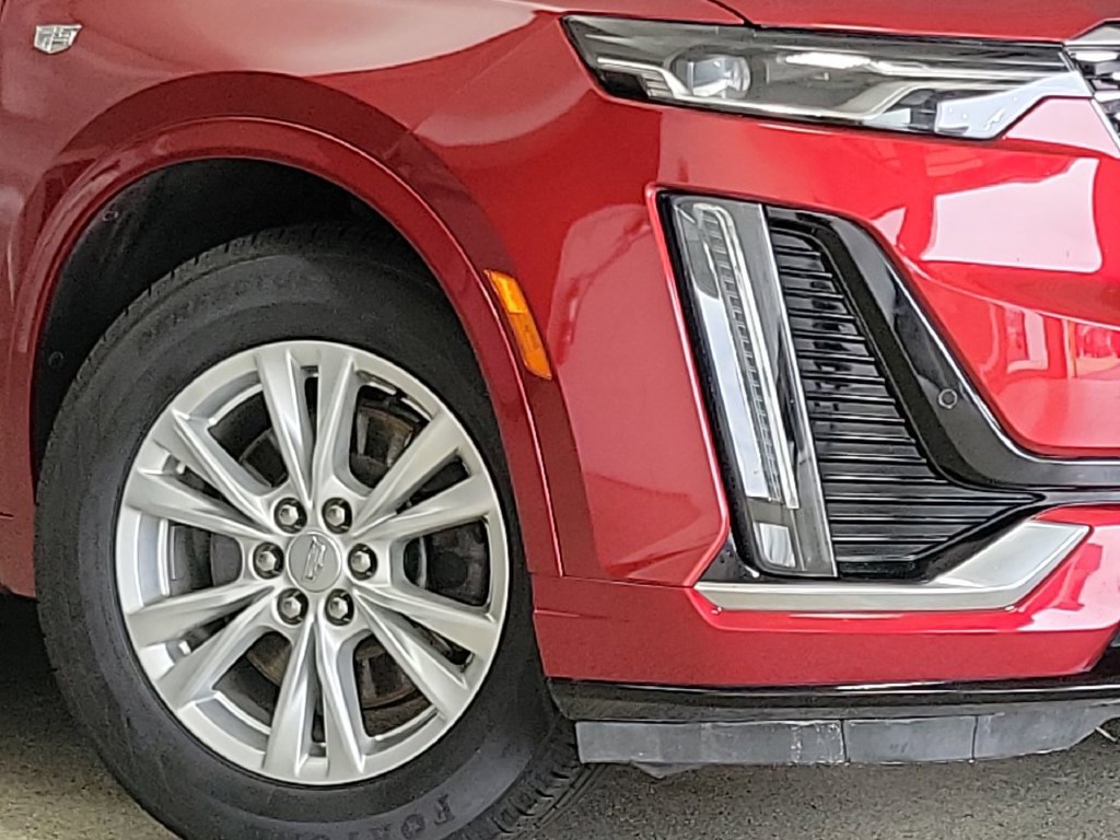 Certified 2023 Cadillac XT6 Luxury FWD image 2
