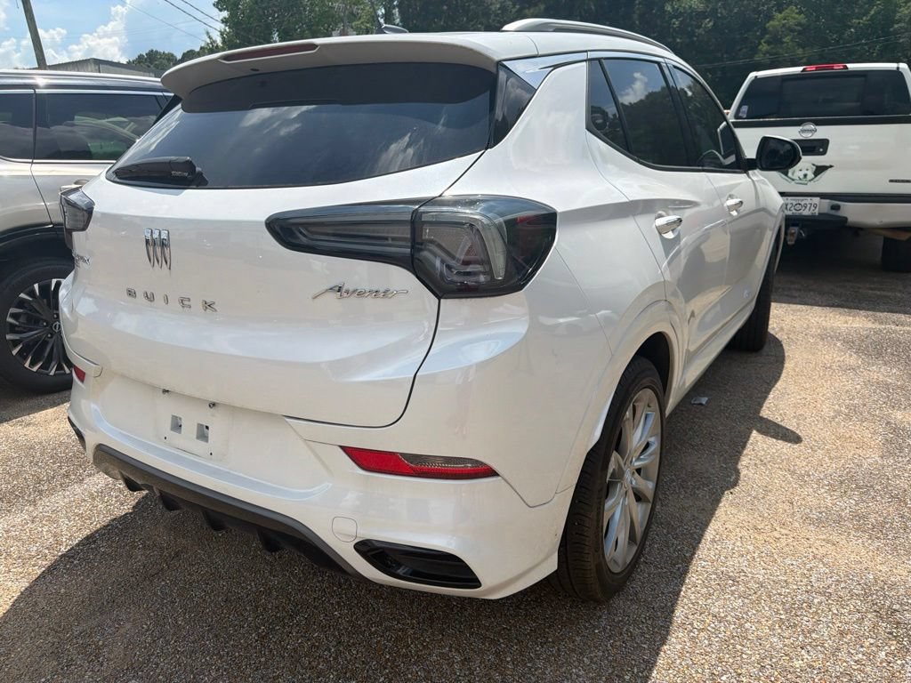 Used 2024 Buick Encore GX Avenir w/ Avenir Convenience Package FWD image 3