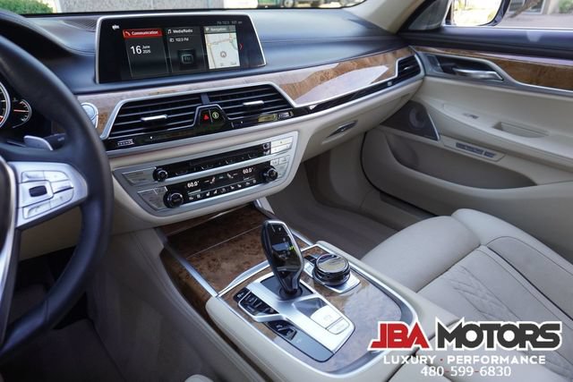 Used 2018 BMW 750i RWD image 22